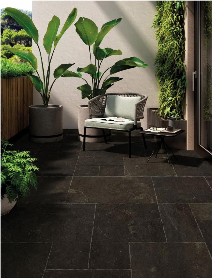 Imperial Original stone-look porcelain paver application scene